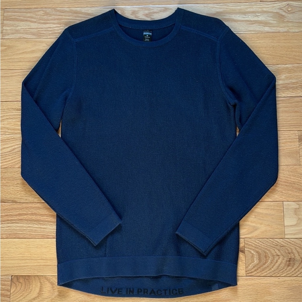 Lululemon Alpine Air Crew *True Navy